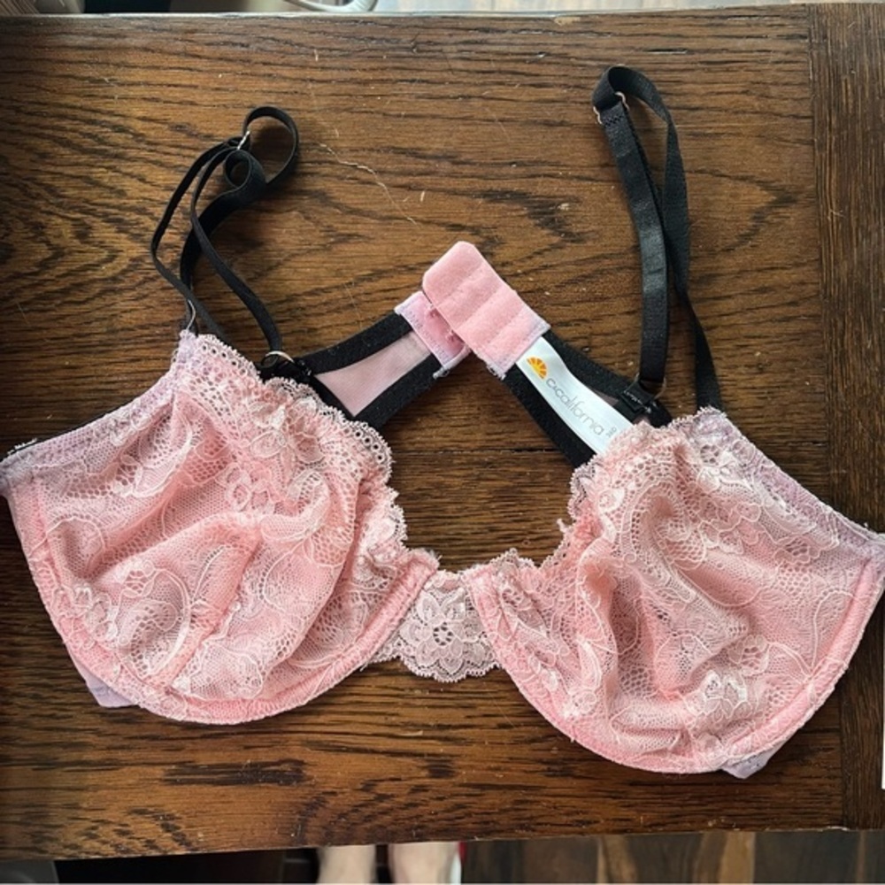 C&C California NWT Pink Lace Underwire Bra 36D Unlined Sheer Feminine